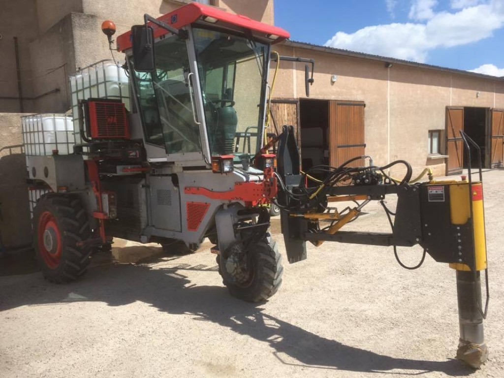 Rebrochage mécanique de nos parcelles de vignes